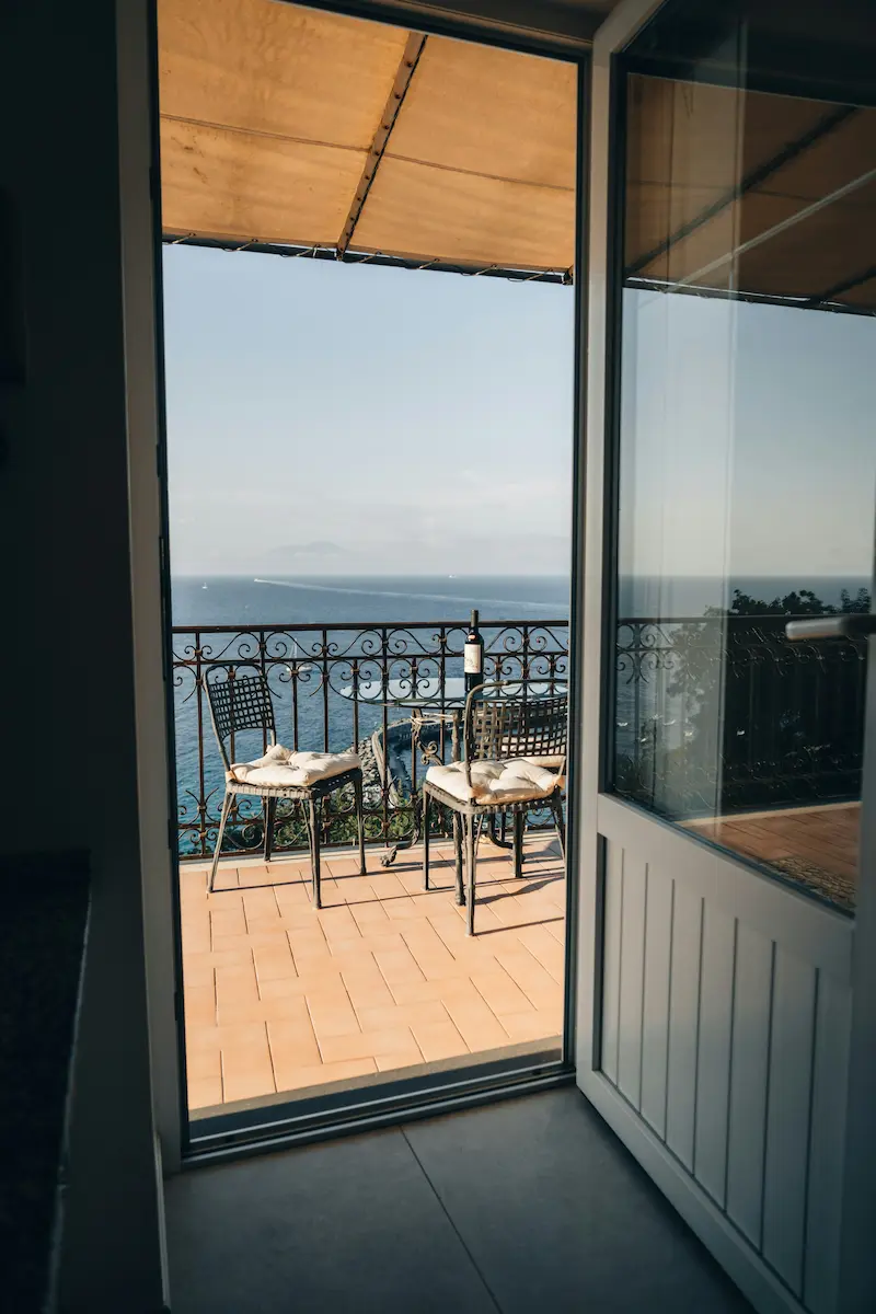 peter-thomas-GOr1r--rlSI-unsplash